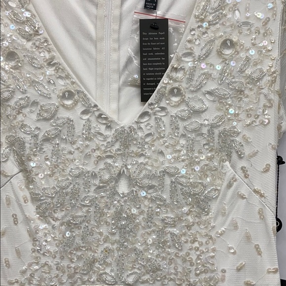Adrianna Papell beaded cap sleeves white long dress - Picture 3 of 5
